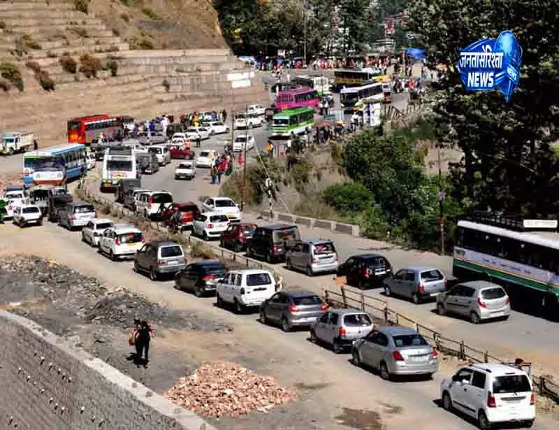 Himachal: मॉनसून में मौतें बढ़कर 11 हुईं Himachal: मॉनसून में मौतें बढ़कर 11 हुईं