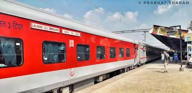Jaipur: रेल यात्रियों को झटका, तकनीकी कार्य के चलते कई ट्रेनों का मार्ग परिवर्तित Jaipur: रेल यात्रियों को झटका, तकनीकी कार्य के चलते कई ट्रेनों का मार्ग परिवर्तित