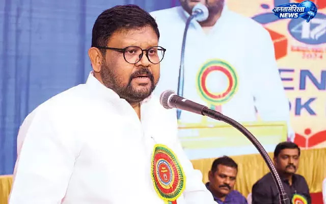 पूर्व मंत्री वैगईचेलवन का AIADMK से इस्तीफा, बेसिक मेंबरशिप सहित सभी पद छोड़े पूर्व मंत्री वैगईचेलवन का AIADMK से इस्तीफा, बेसिक मेंबरशिप सहित सभी पद छोड़े