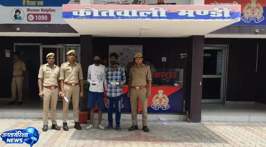 Police की सख्ती से हड़कंप, सहारनपुर में नशा तस्करी पर बड़ी कार्रवाई Police की सख्ती से हड़कंप, सहारनपुर में नशा तस्करी पर बड़ी कार्रवाई