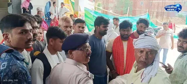 चालक और 9 माह की मासूम की जान गई चालक और 9 माह की मासूम की जान गई