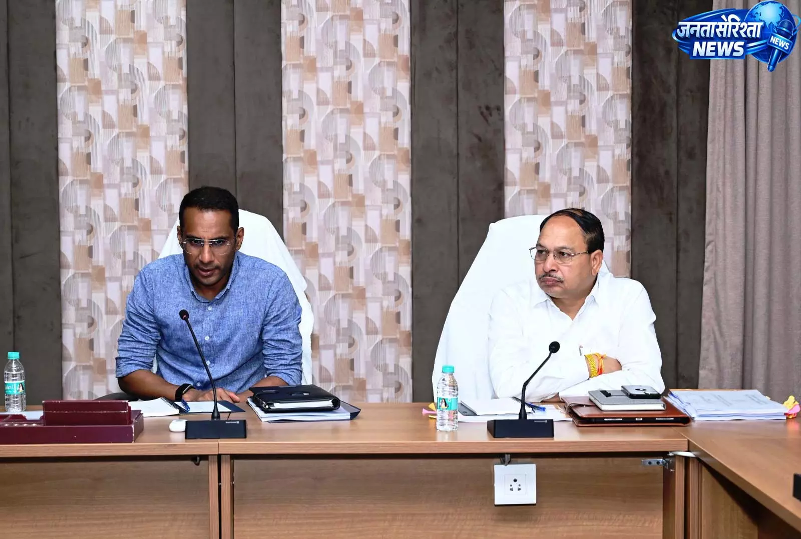 लोक निर्माण विभाग के सचिव ने विद्युत एवं यांत्रिकी कार्यों की समीक्षा की