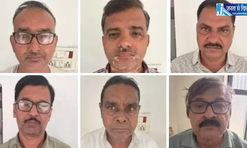 SDM और तहसीलदार ने मिलकर सरकारी जमीन का फर्जी पट्टा बांट दिए, अब तक 6 अरेस्ट SDM और तहसीलदार ने मिलकर सरकारी जमीन का फर्जी पट्टा बांट दिए, अब तक 6 अरेस्ट