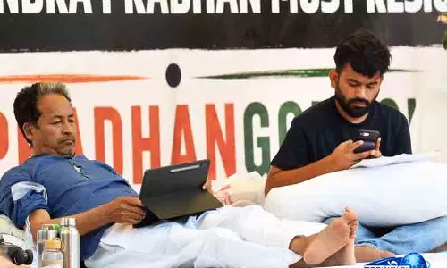 Delhi वांगचुक की हालत खराब, भूख हड़ताल जारी Delhi वांगचुक की हालत खराब, भूख हड़ताल जारी