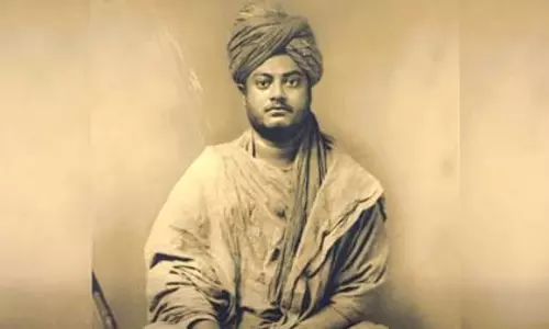 अमित शाह ने स्वामी विवेकानंद को दी श्रद्धांजलि, बोले- उनके रास्ते पर चलकर पीएम मोदी कर रहे देश का नेतृत्व अमित शाह ने स्वामी विवेकानंद को दी श्रद्धांजलि, बोले- उनके रास्ते पर चलकर पीएम मोदी कर रहे देश का नेतृत्व