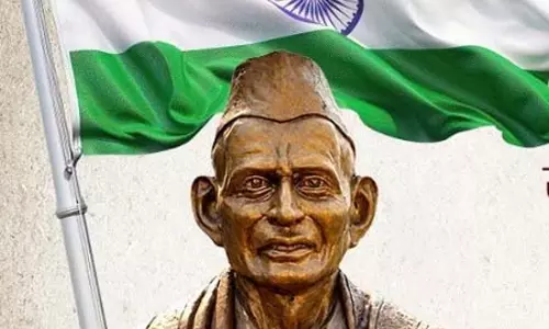 पिंगली वेंकैया की पुण्यतिथि पर केंद्रीय मंत्रियों और मुख्यमंत्रियों ने दी श्रद्धांजलि