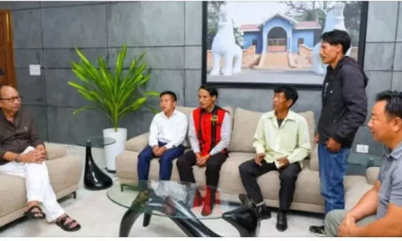 Manipur : KNA-B हमले के बाद CM ने सुरक्षा बैठक की Manipur : KNA-B हमले के बाद CM ने सुरक्षा बैठक की