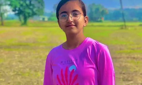 Yamunanagar: यमुनानगर में छात्रा संदिग्ध हालात में मृत मिली, पिता के खिलाफ कार्रवाई Yamunanagar: यमुनानगर में छात्रा संदिग्ध हालात में मृत मिली, पिता के खिलाफ कार्रवाई