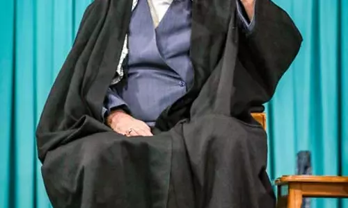 दिवंगत सर्वोच्च नेता अयातुल्ला अली खामेनेई को दी गई श्रद्धांजलि, कई देशों के नेता हुए शामिल