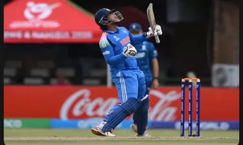 Chaminda Vaas: सूर्यवंशी भारत के लिए कमाल करेगा, उस पर दबाव न डालें Chaminda Vaas: सूर्यवंशी भारत के लिए कमाल करेगा, उस पर दबाव न डालें