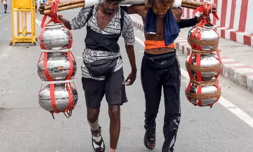 Kanwar Yatra 2026 को लेकर दिल्ली ट्रैफिक पुलिस की उच्च स्तरीय बैठक Kanwar Yatra 2026 को लेकर दिल्ली ट्रैफिक पुलिस की उच्च स्तरीय बैठक