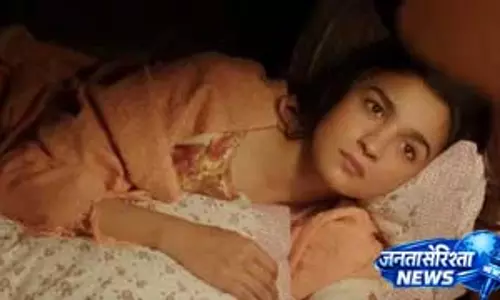 Alia Bhatt की दमदार परफॉर्मेंस ने जीता दिल Alia Bhatt की दमदार परफॉर्मेंस ने जीता दिल