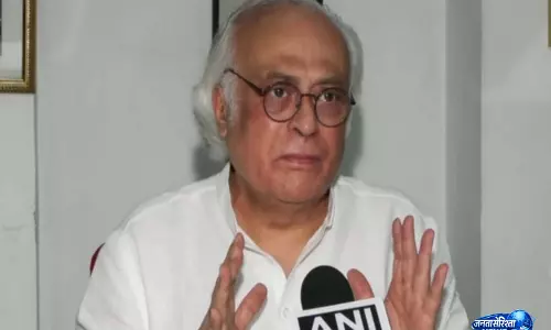 केदारनाथ-बद्रीनाथ दान मामले पर जयराम रमेश का आरोप, BJP शासित राज्यों पर सवाल केदारनाथ-बद्रीनाथ दान मामले पर जयराम रमेश का आरोप, BJP शासित राज्यों पर सवाल