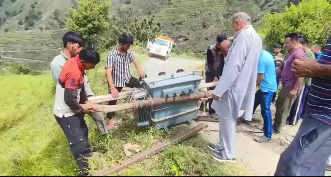 Nahan: बार-बार फुंक रहा ट्रांसफॉर्मर, गेहल गांव में बिजली संकट गहराया