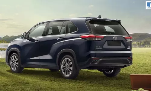 Toyota ने वायरल वीडियो पर दी सफाई, कहा- इनोवा में खराबी ई20 पेट्रोल से नहीं, दूषित ईंधन से हुई थी Toyota ने वायरल वीडियो पर दी सफाई, कहा- इनोवा में खराबी ई20 पेट्रोल से नहीं, दूषित ईंधन से हुई थी