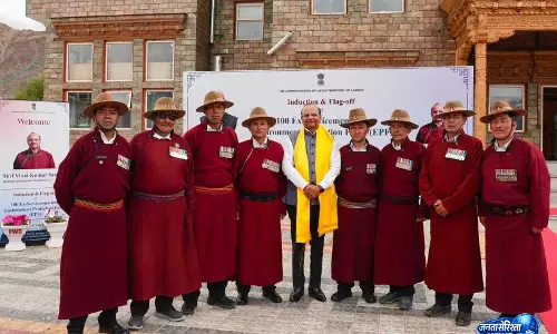 Ladakh में पर्यावरण सुरक्षा के लिए 100 पूर्व सैनिकों की तैनाती Ladakh में पर्यावरण सुरक्षा के लिए 100 पूर्व सैनिकों की तैनाती