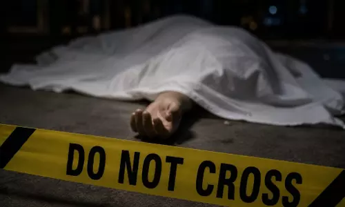 Chandigarh: पंचकूला में दोहरे हत्याकांड से हड़कंप, पुलिस जांच में जुटी Chandigarh: पंचकूला में दोहरे हत्याकांड से हड़कंप, पुलिस जांच में जुटी