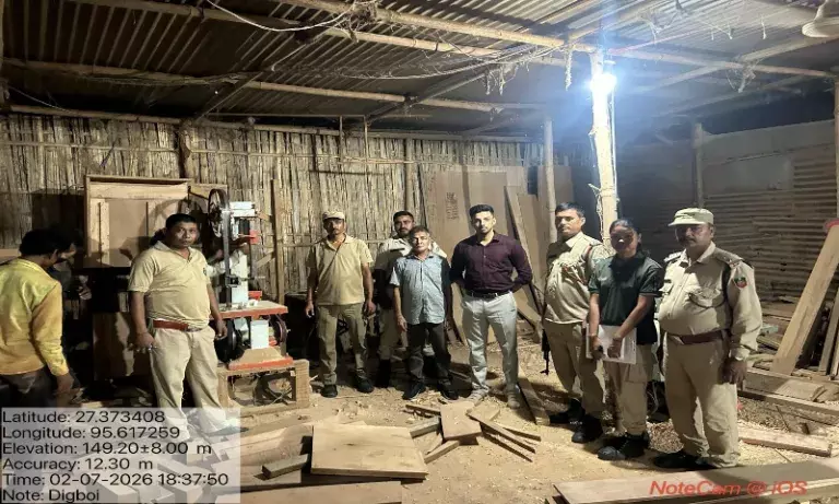 Assam फॉरेस्ट विभाग की कार्रवाई: डिगबोई में सात अवैध आरा मिलें नेस्तनाबूत Assam फॉरेस्ट विभाग की कार्रवाई: डिगबोई में सात अवैध आरा मिलें नेस्तनाबूत