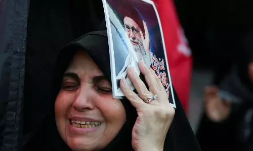 Ali Khameneis  के जनाजे के बाद अब दफन को लेकर चर्चाएं तेज