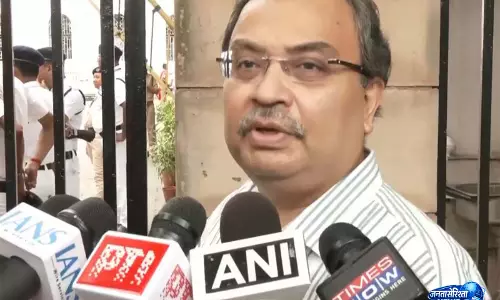 TMC में अंदरूनी कलह पर कुनाल घोष का तंज, बागियों को दी खुली चुनौती TMC में अंदरूनी कलह पर कुनाल घोष का तंज, बागियों को दी खुली चुनौती