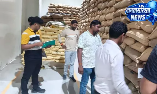 धमतरी में बड़ी कार्रवाई: पान सीड्स कंपनी पर गड़बड़ी, 75 हजार बोरी धान बीज पर रोक