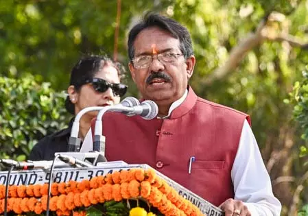 दिल्ली भाजपा अध्यक्ष ने मतदाता सूची के एसआईआर पर बैठक की अध्यक्षता की दिल्ली भाजपा अध्यक्ष ने मतदाता सूची के एसआईआर पर बैठक की अध्यक्षता की