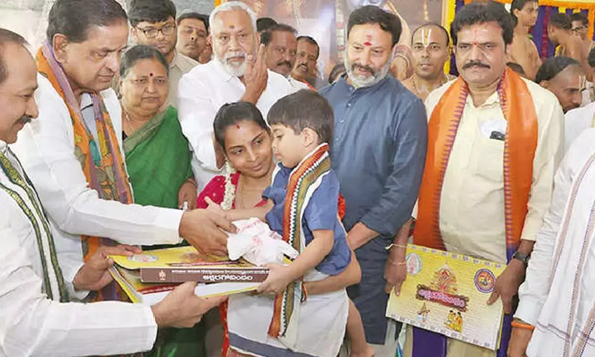 टीटीडी ने वकुलमाथा मंदिर में अक्षरा गोविंदम लॉन्च किया टीटीडी ने वकुलमाथा मंदिर में अक्षरा गोविंदम लॉन्च किया