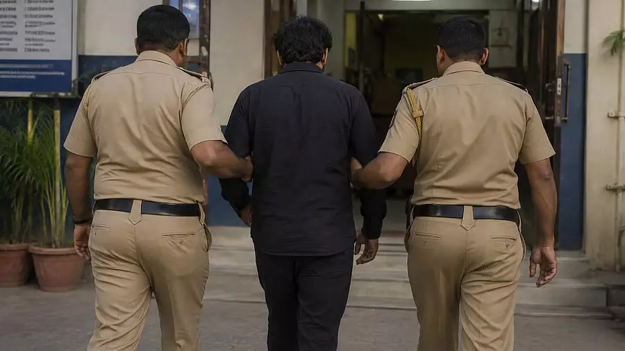 पुणे फायरिंग केस में बड़ी कार्रवाई, लॉरेंस बिश्नोई गैंग का संदिग्ध सदस्य राजस्थान से हिरासत में पुणे फायरिंग केस में बड़ी कार्रवाई, लॉरेंस बिश्नोई गैंग का संदिग्ध सदस्य राजस्थान से हिरासत में