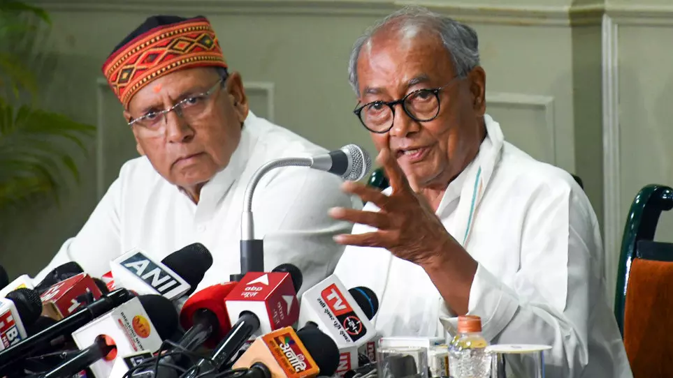 MP: दिग्विजय सिंह ने महाकाल-अयोध्या पदयात्रा की घोषणा की MP: दिग्विजय सिंह ने महाकाल-अयोध्या पदयात्रा की घोषणा की