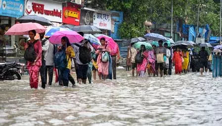 महाराष्ट्र में बारिश: मुंबई, ठाणे और आसपास के जिलों में 7 जुलाई तक हाई अलर्ट महाराष्ट्र में बारिश: मुंबई, ठाणे और आसपास के जिलों में 7 जुलाई तक हाई अलर्ट