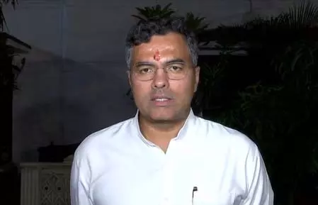 सौरभ भारद्वाज के खिलाफ दाखिल आपराधिक अवमानना के मामले में प्रवेश वर्मा ने अपना बयान दर्ज कराया