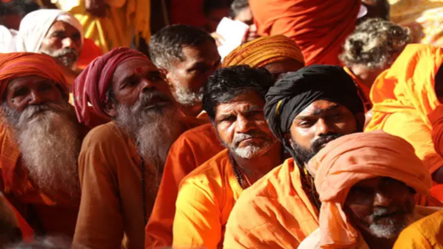 अमरनाथ यात्रा: तीसरा जत्था घाटी के लिए रवाना, 12 हजार से अधिक श्रद्धालु पहुंचे अमरनाथ यात्रा: तीसरा जत्था घाटी के लिए रवाना, 12 हजार से अधिक श्रद्धालु पहुंचे