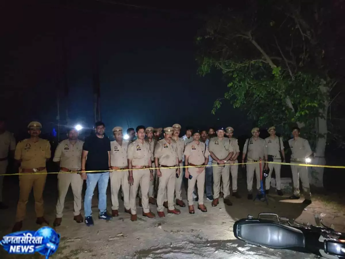 Agra में देर रात हुई मुठभेड़ में दो घायल, चार पकड़े गए Agra में देर रात हुई मुठभेड़ में दो घायल, चार पकड़े गए