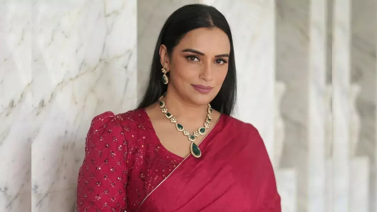 श्वेता मेनन ने पोस्ट शेयर कर मम्मूक्का और लालेटन का जताया आभार, फैंस हुए खुश श्वेता मेनन ने पोस्ट शेयर कर मम्मूक्का और लालेटन का जताया आभार, फैंस हुए खुश