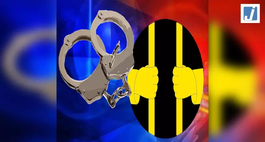 15 साल तक फरार रहने वाले हेड कांस्टेबल को अपहरण मामले में 5 साल की सजा, CBI ने किया था गिरफ्तार 15 साल तक फरार रहने वाले हेड कांस्टेबल को अपहरण मामले में 5 साल की सजा, CBI ने किया था गिरफ्तार