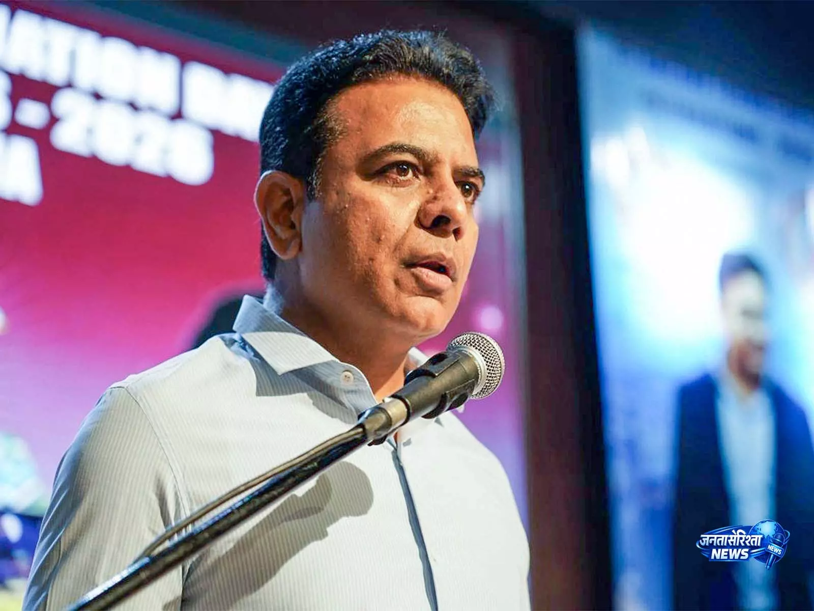 केटीआर ने कांस्टेबल और SI अभ्यर्थियों के मुद्दे पर सीएम रेवंत रेड्डी को लिखा खुला पत्र केटीआर ने कांस्टेबल और SI अभ्यर्थियों के मुद्दे पर सीएम रेवंत रेड्डी को लिखा खुला पत्र