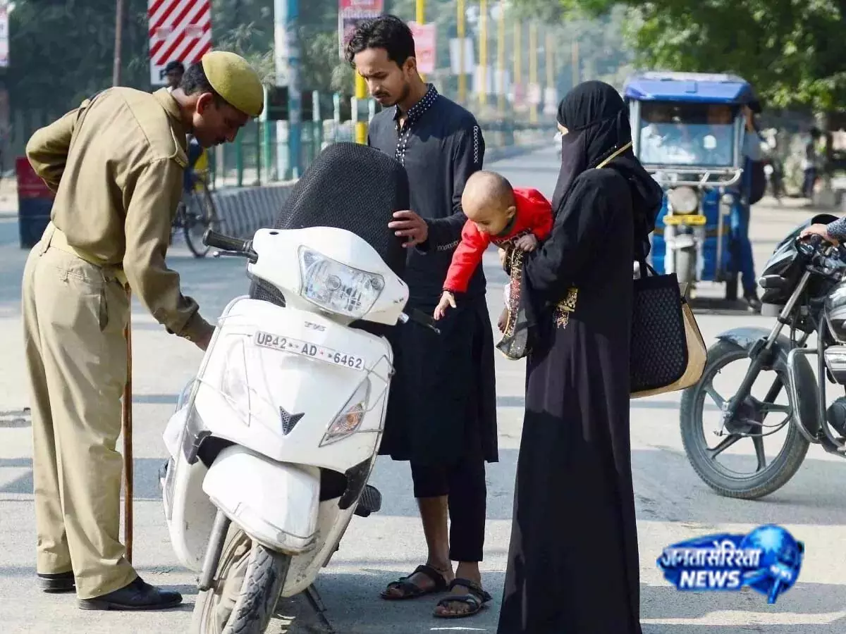 Two mistakes पर वाहन चालकों को हो रहा नुकसान Two mistakes पर वाहन चालकों को हो रहा नुकसान