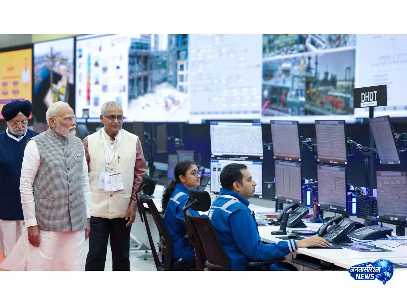 HPCL राजस्थान रिफाइनरी से ऊर्जा सुरक्षा और घरेलू मैन्युफैक्चरिंग को बढ़ावा मिलेगा: PM मोदी HPCL राजस्थान रिफाइनरी से ऊर्जा सुरक्षा और घरेलू मैन्युफैक्चरिंग को बढ़ावा मिलेगा: PM मोदी