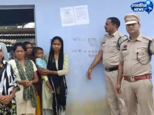 हत्या के प्रयास के 5 फरार आरोपियों पर न्यायालय की उद्घोषणा हत्या के प्रयास के 5 फरार आरोपियों पर न्यायालय की उद्घोषणा
