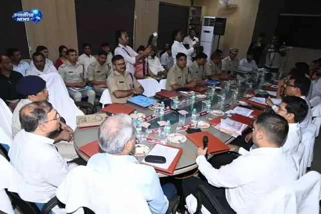 श्रावणी मेले में AI आधारित मॉनिटरिंग सिस्टम श्रावणी मेले में AI आधारित मॉनिटरिंग सिस्टम