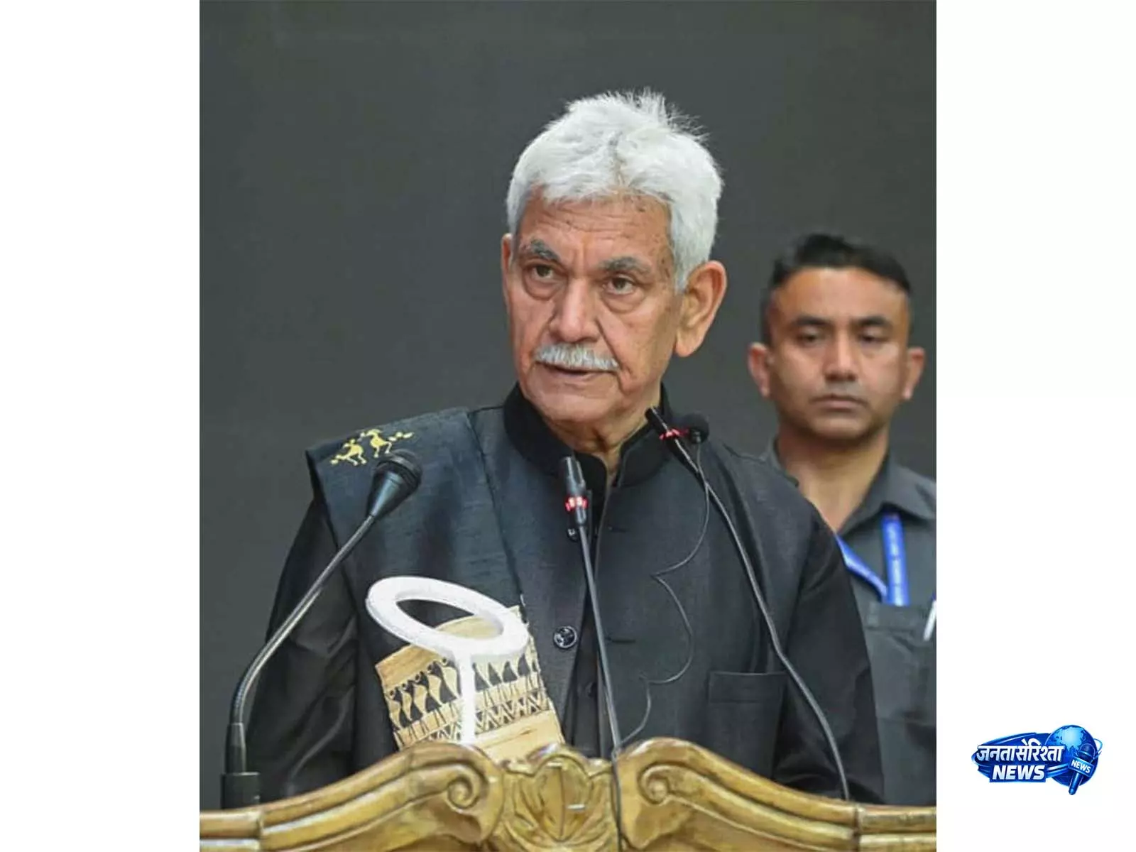 Jammu & Kashmir: स्कूली किताबों में अलगाववादी सामग्री पर 8 शिक्षा अधिकारी निलंबित, जांच के आदेश Jammu & Kashmir: स्कूली किताबों में अलगाववादी सामग्री पर 8 शिक्षा अधिकारी निलंबित, जांच के आदेश