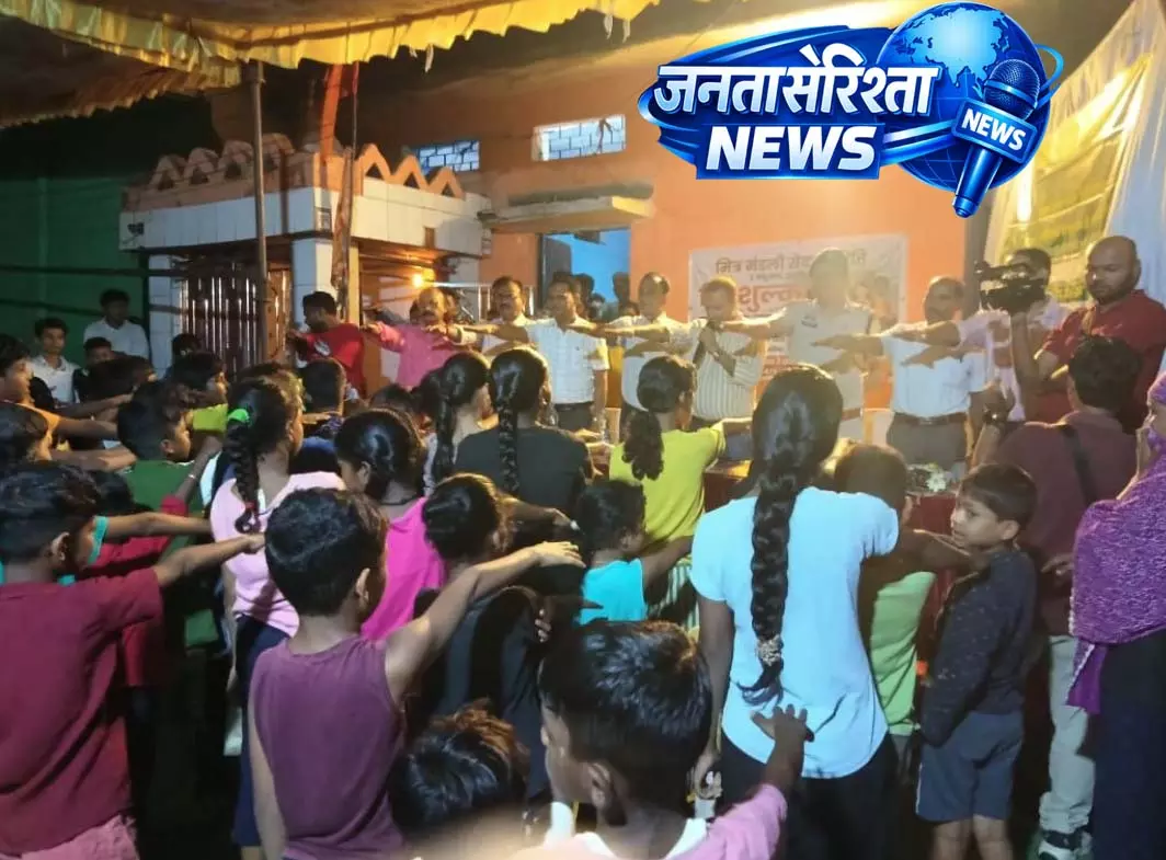 नशा मुक्त भारत अभियान के तहत अधिकारियों ने दिलाई नशा न करने की शपथ नशा मुक्त भारत अभियान के तहत अधिकारियों ने दिलाई नशा न करने की शपथ