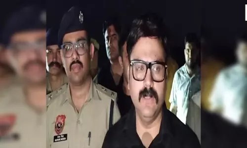 मुठभेड़ में लॉरेंस बिश्नोई गैंग के दो शूटर ढेर, पुलिस का एक जवान घायल मुठभेड़ में लॉरेंस बिश्नोई गैंग के दो शूटर ढेर, पुलिस का एक जवान घायल