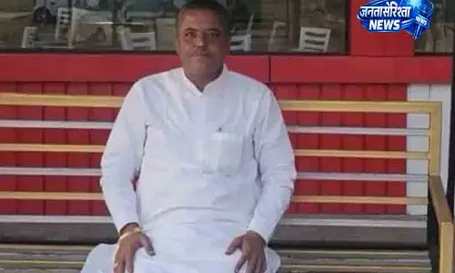 Fatehabad में पूर्व सरपंच को बाइक सवारों ने मारी गोली Fatehabad में पूर्व सरपंच को बाइक सवारों ने मारी गोली