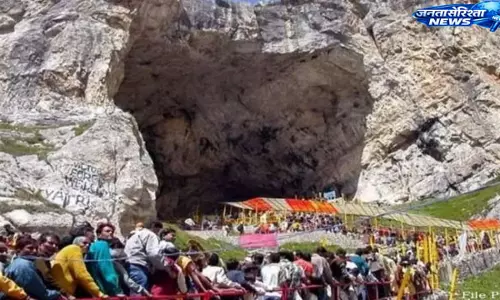 कड़ी सुरक्षा के बीच अमरनाथ यात्रा का चौथा जत्था रवाना, 6,721 श्रद्धालु शामिल कड़ी सुरक्षा के बीच अमरनाथ यात्रा का चौथा जत्था रवाना, 6,721 श्रद्धालु शामिल