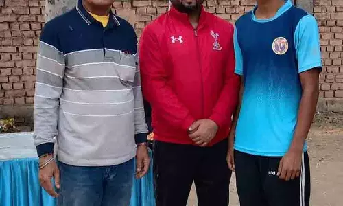 Ludhiana: खिलाड़ी को जूनियर हैंडबॉल टूर्नामेंट का बुलावा Ludhiana: खिलाड़ी को जूनियर हैंडबॉल टूर्नामेंट का बुलावा