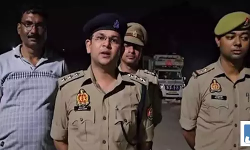 बदमाशों से पुलिस की मुठभेड़, आरोपी के पैर में लगी गोली बदमाशों से पुलिस की मुठभेड़, आरोपी के पैर में लगी गोली