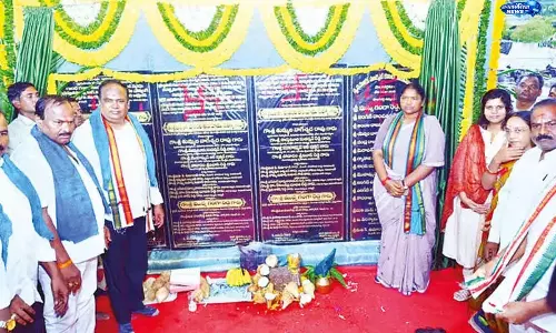 वित्तीय चुनौतियों के बीच भी किसान कल्याण पर जोर: Sitakka