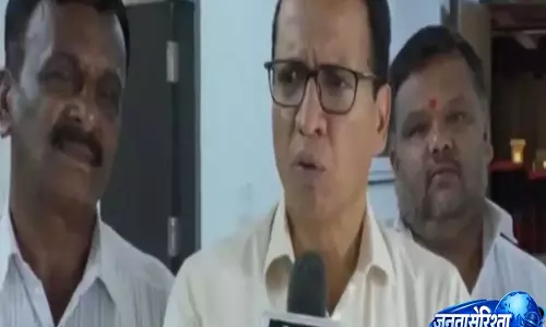 कर्नाटक SIR अभियान पर BJP विधायक ने उठाए सवाल, अनियमितताओं का लगाया आरोप कर्नाटक SIR अभियान पर BJP विधायक ने उठाए सवाल, अनियमितताओं का लगाया आरोप