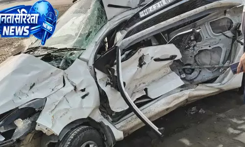 Gurugram : दर्दनाक सड़क हादसा, ट्रक की टक्कर से कार पलटी दो की मौत, तीन घायल Gurugram : दर्दनाक सड़क हादसा, ट्रक की टक्कर से कार पलटी दो की मौत, तीन घायल